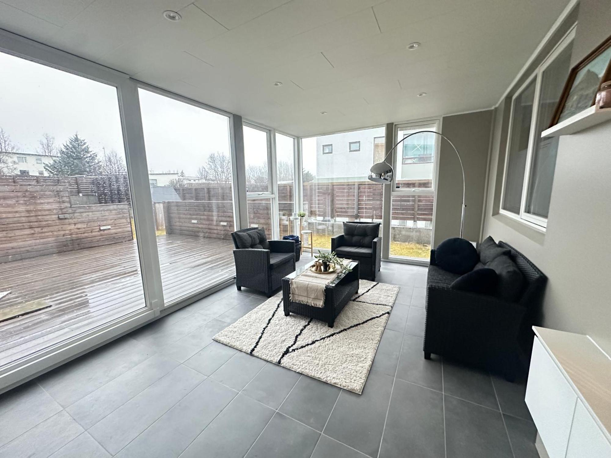 Spacious And Family Friendly Apartment In Kopavogur Reykjavik Extérieur photo